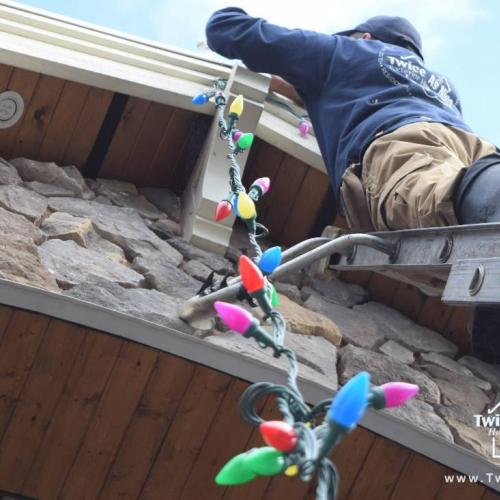  It's time to schedule gutter cleaning 